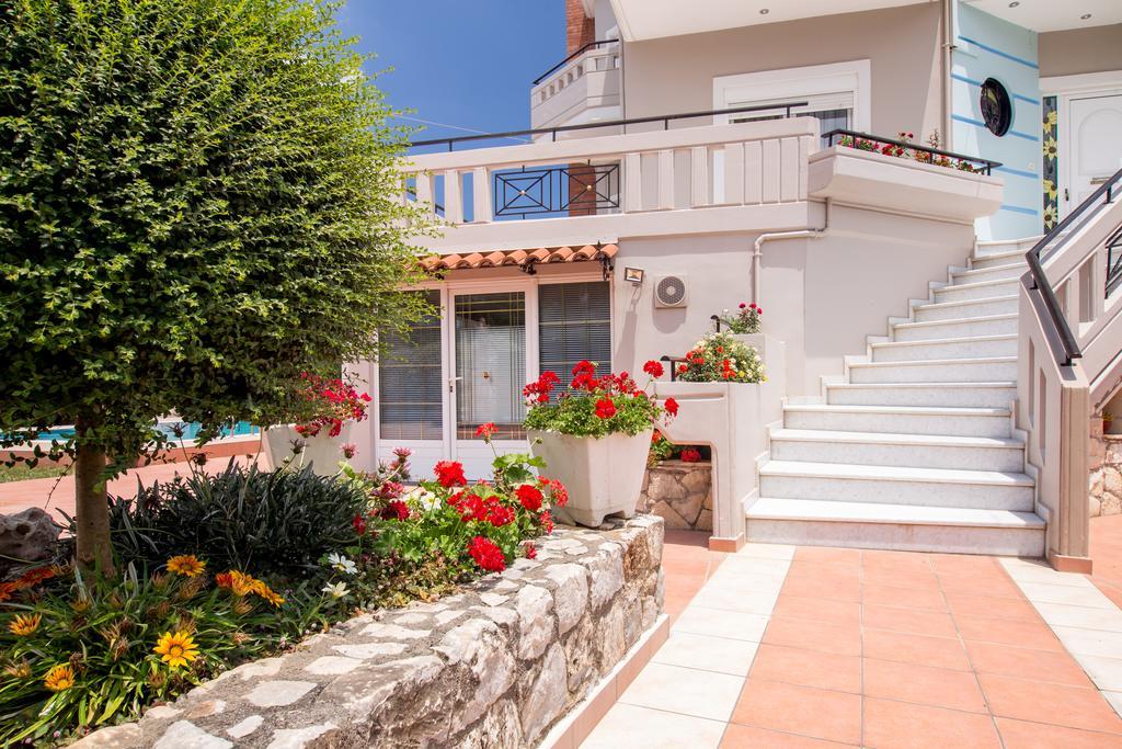 Villa Marianna Vryses Exterior photo